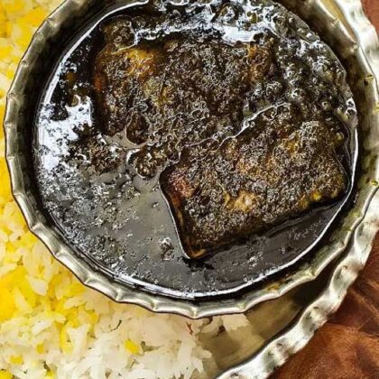 سبزی قلیه ماهی سرخ شده