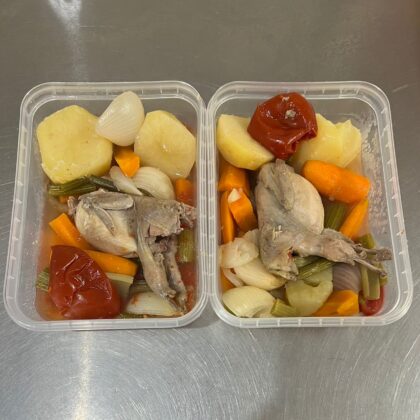 بلدرچین پخته شده در شیشه